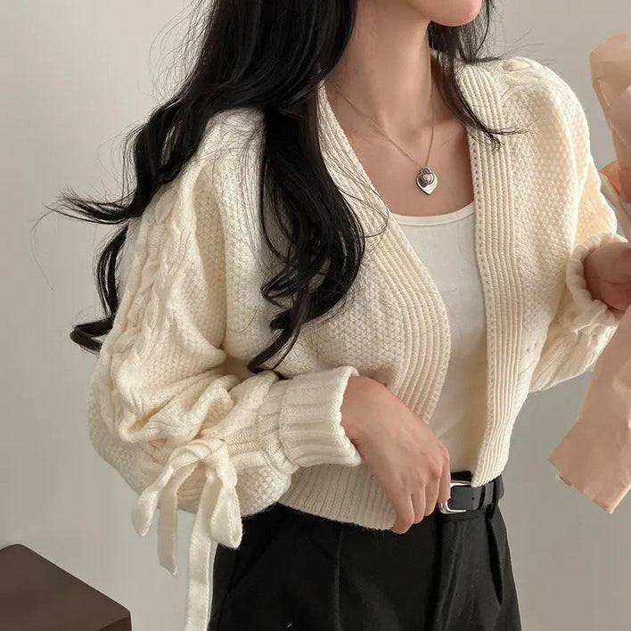 CADUNE <MLB別注>袖リボンケーブルニット