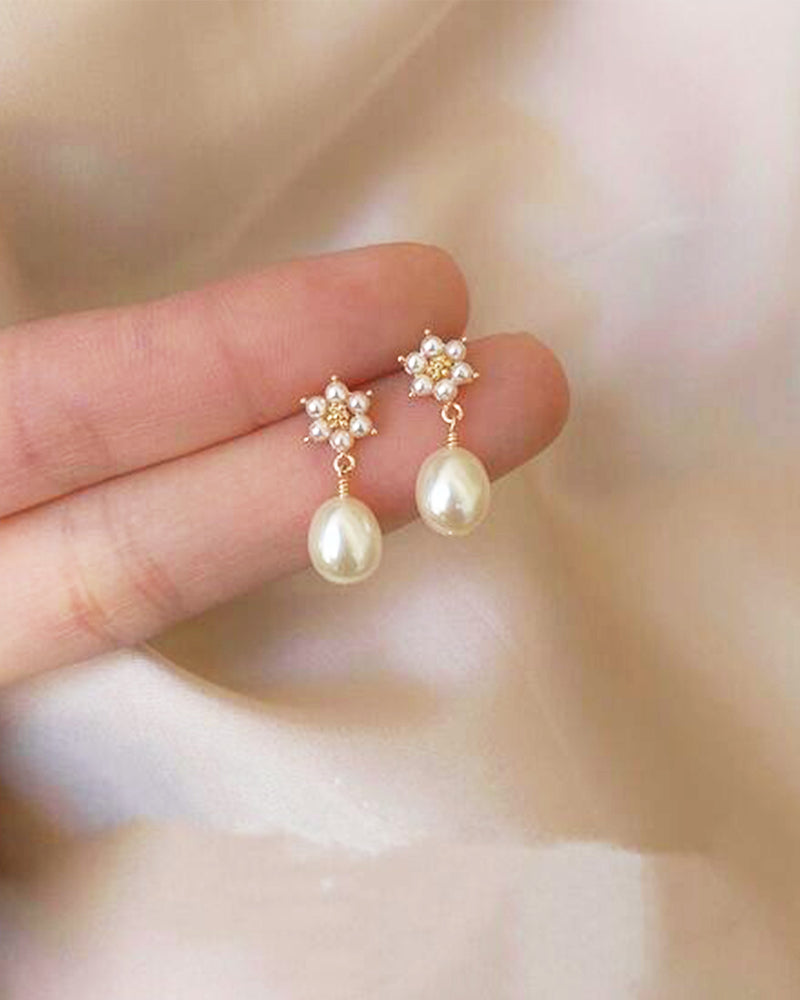 Small Flower &amp; Pearl Earrings PRCL905930
