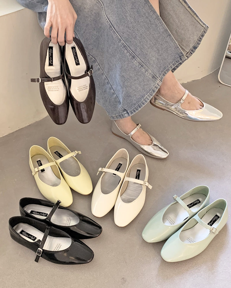 Low heel strap shoes PRCL905719 